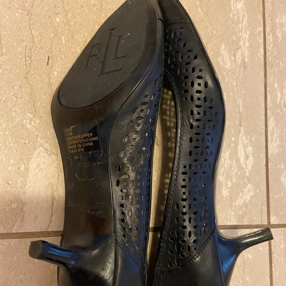 Black perforated nappa - Picture 1 of 3